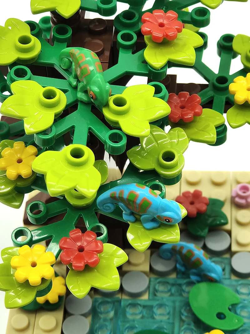 Chameleon Jungle Farm Scene MOC Toys Pasture Building Blocks Shrub Bricks Assembly Pond Lizard Breeding Base DIY