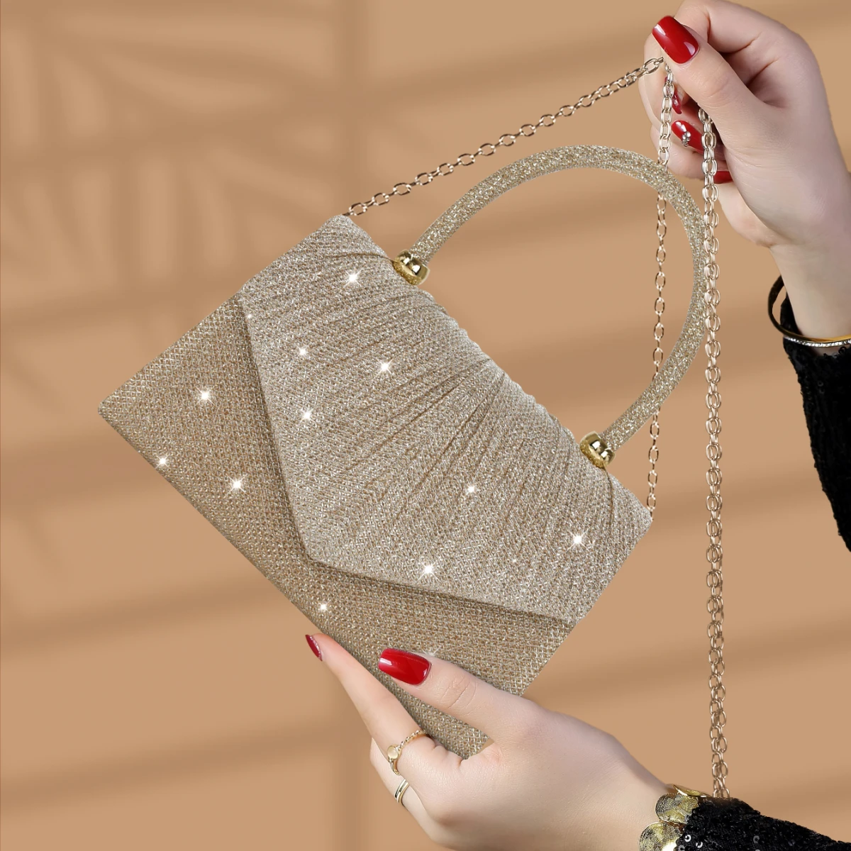 

JIOMAY Women's Classic Pleated Crossbody Bag with Detachable Shoulder Strap Elegant Handbag for High-End Wedding Parties