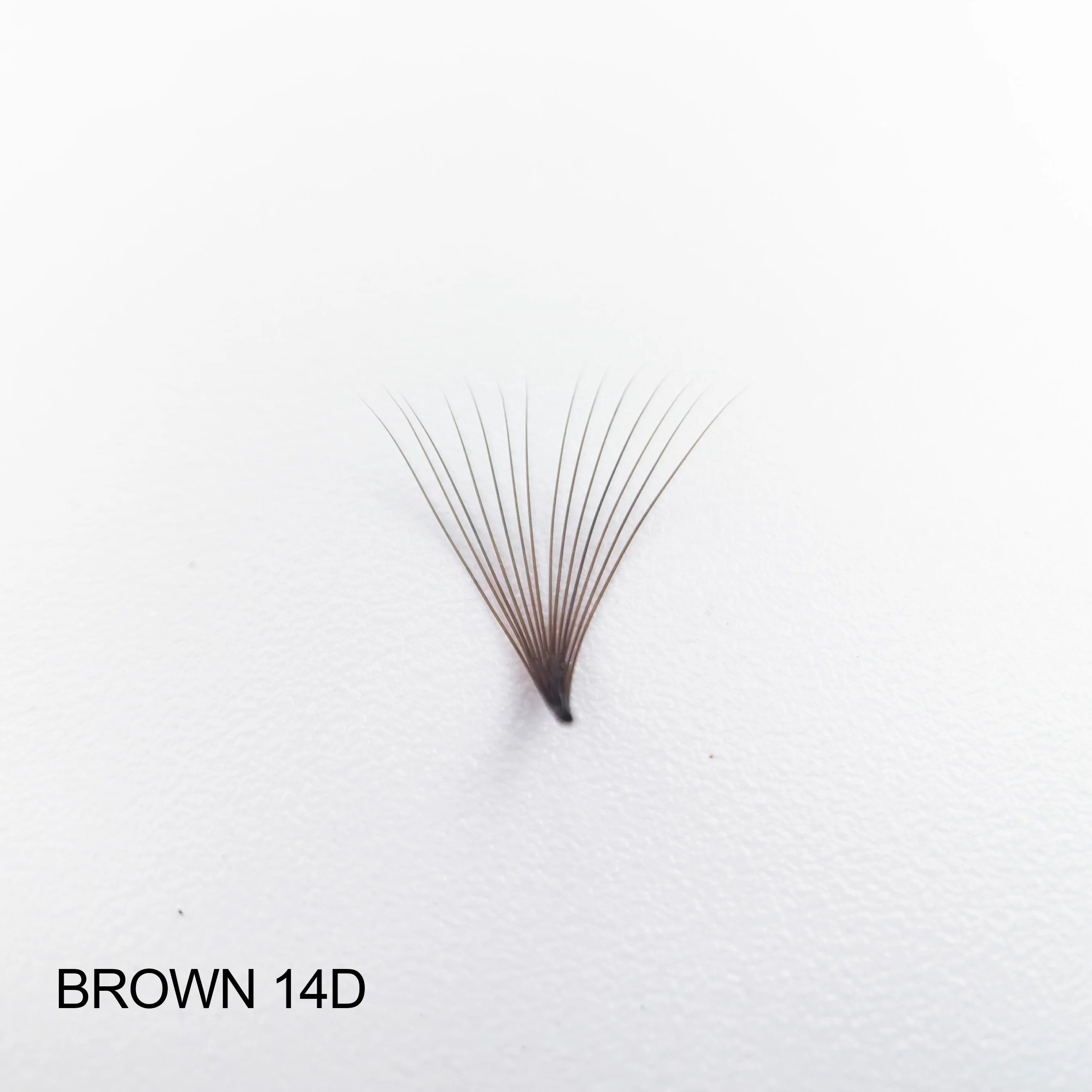 SupMacio Brown Premade Fans Przedłużanie rzęs Cienka, spiczasta podstawa 10D 6D 5D 4D 3D Objętość Ostre, wąskie klastry łodyg Rosyjski