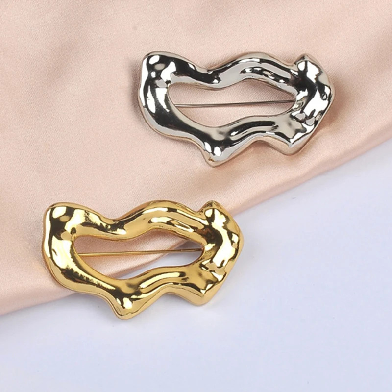 Metal Geometric Brooch For Adult Clothing Ornament Simple Collar Buckles Anti Exposure Multifunction Brooches Pin Accessories