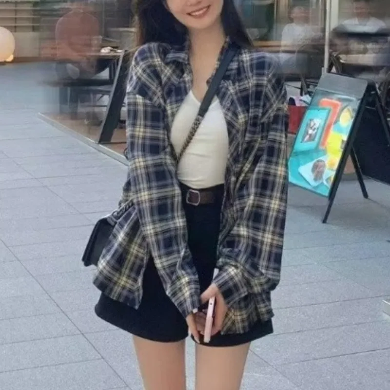 HKSH 春秋の新女性男性シャツチェック柄長袖シングルブレストポケットターンダウンカラー多用途レトロブラウス HK16976