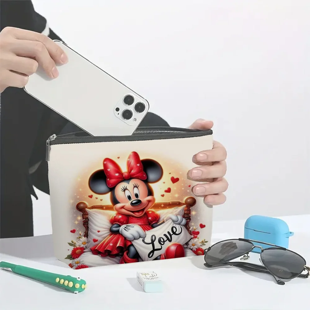 디즈니 미키 마우스 발렌타인데이 메이크업 가방 - 축제적인 하트와 꽃무늬가 특징, 완벽한 여행용 지퍼 파우치 - 재미있는 생일 선물