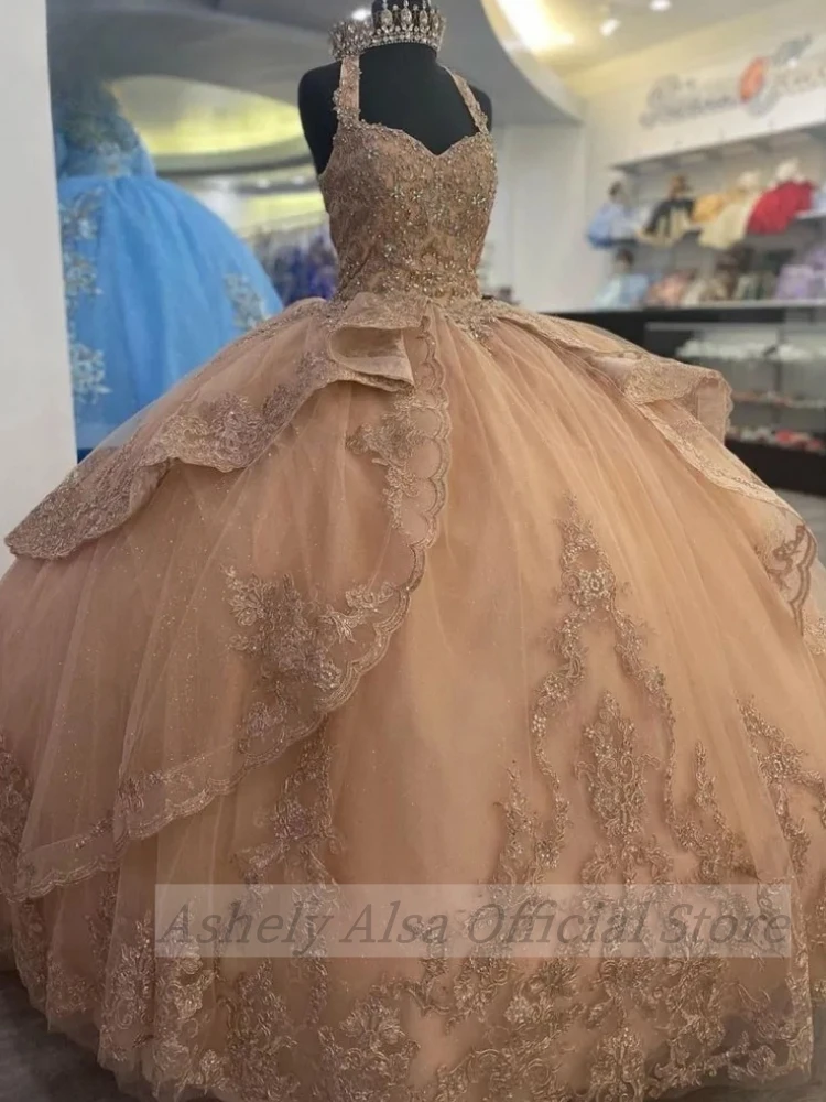 Aa139 personalizado princesa meninas vestido de festa de aniversário halter renda applique sem costas vestido de baile baile 15 16 quinceanera