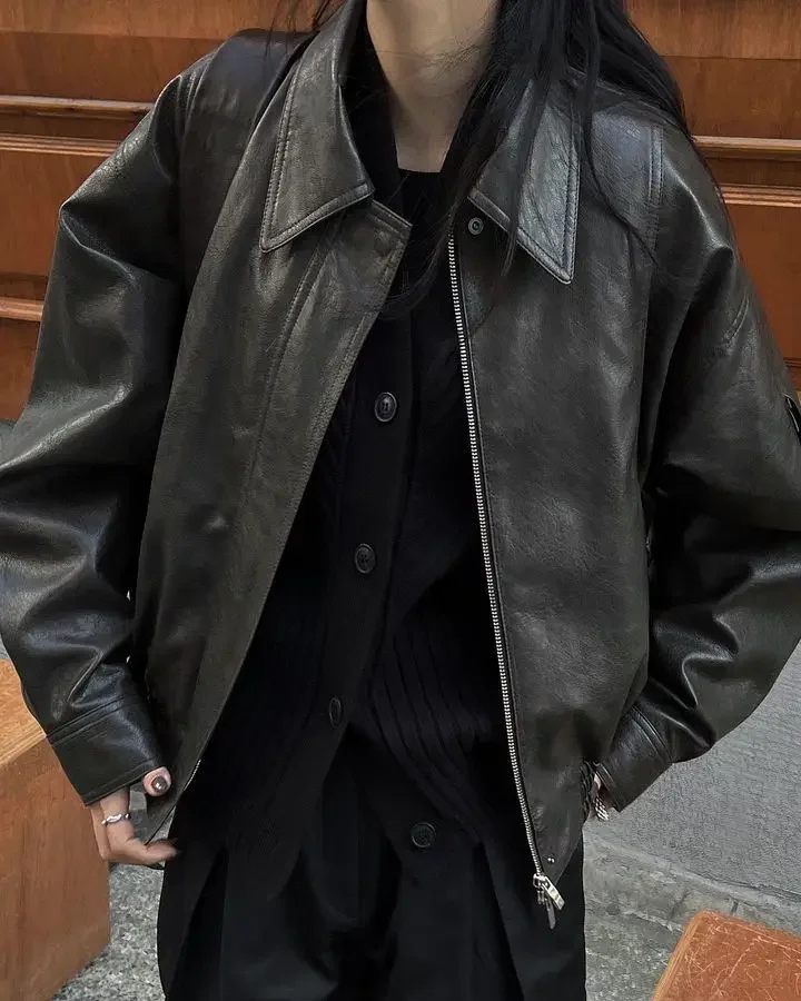 سترة جلدية قصيرة بتصميم كوري محدث الحجم للنساء سترة طيار عتيقة