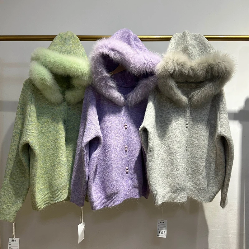 وصل حديثًا لعام 2025 سترة نسائية شتوية خضراء من فرو الثعلب الحقيقي سميكة محبوكة كبيرة الحجم سترة فضفاضة للفتيات باللون الرمادي معطف بقلنسوة