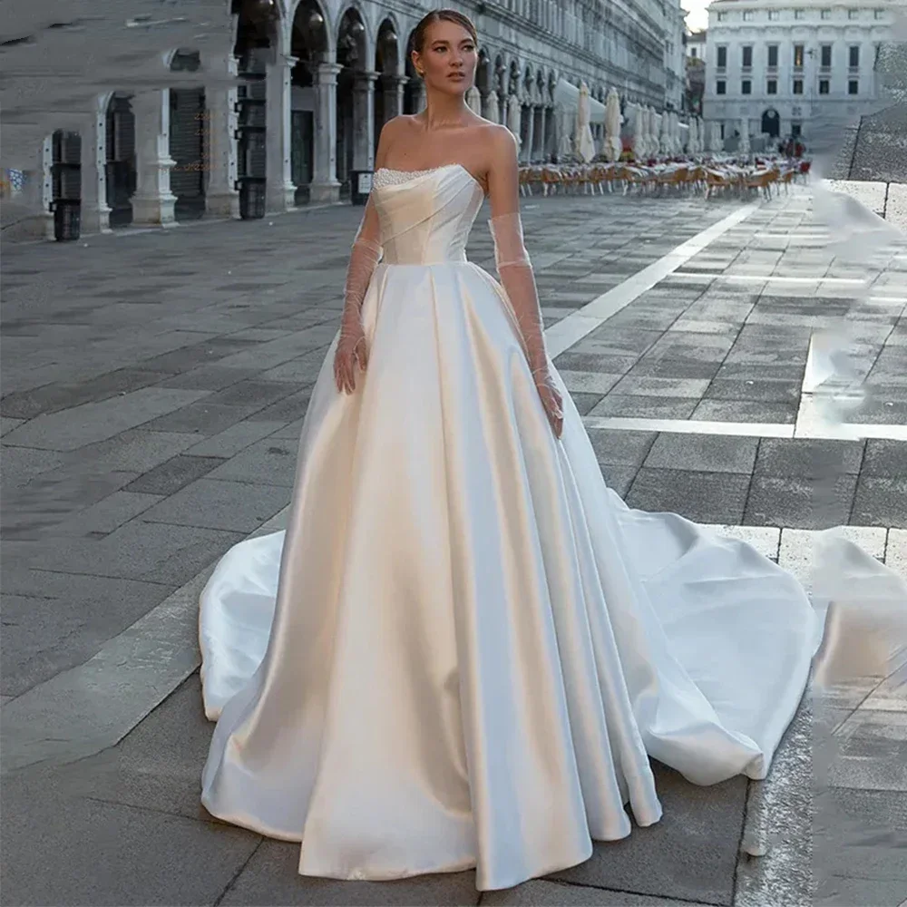 

Satin Modern Wedding Dresses Elegant Off Shoulder Sleeveless Train Floor-Length Fluffy Princess Bride Gowns custom