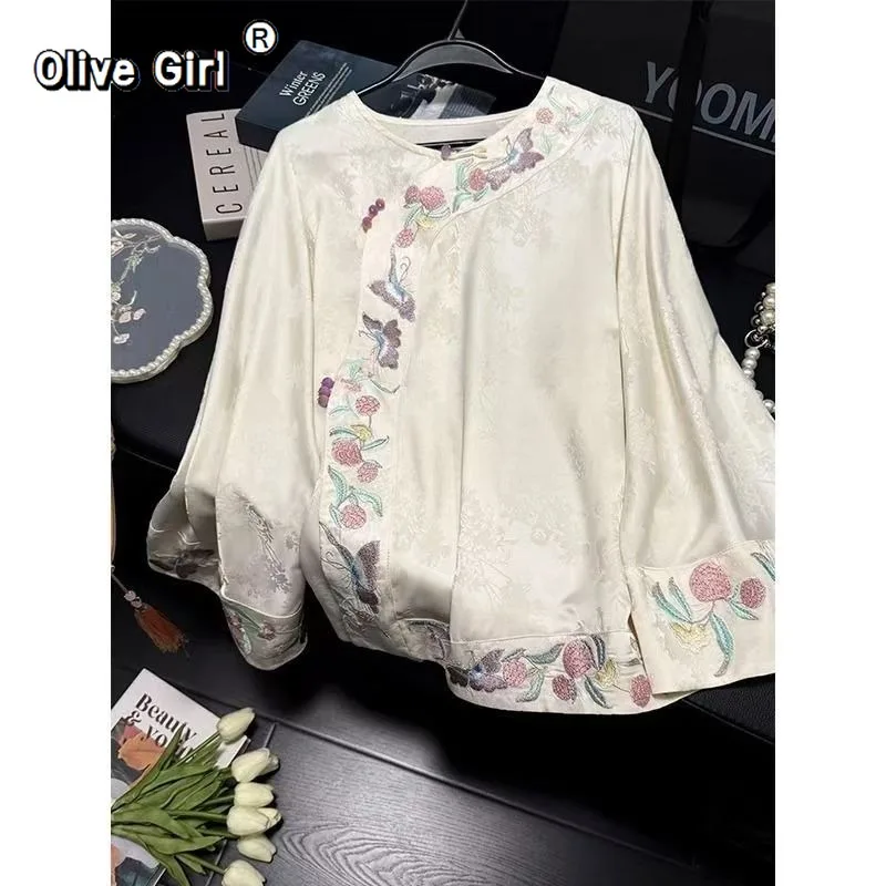 

Olivegirl бабочка цветок вышивка блузка рубашка женская Радуга стеклянная пуговица плюс размер атласный топ традиционная китайская одежда