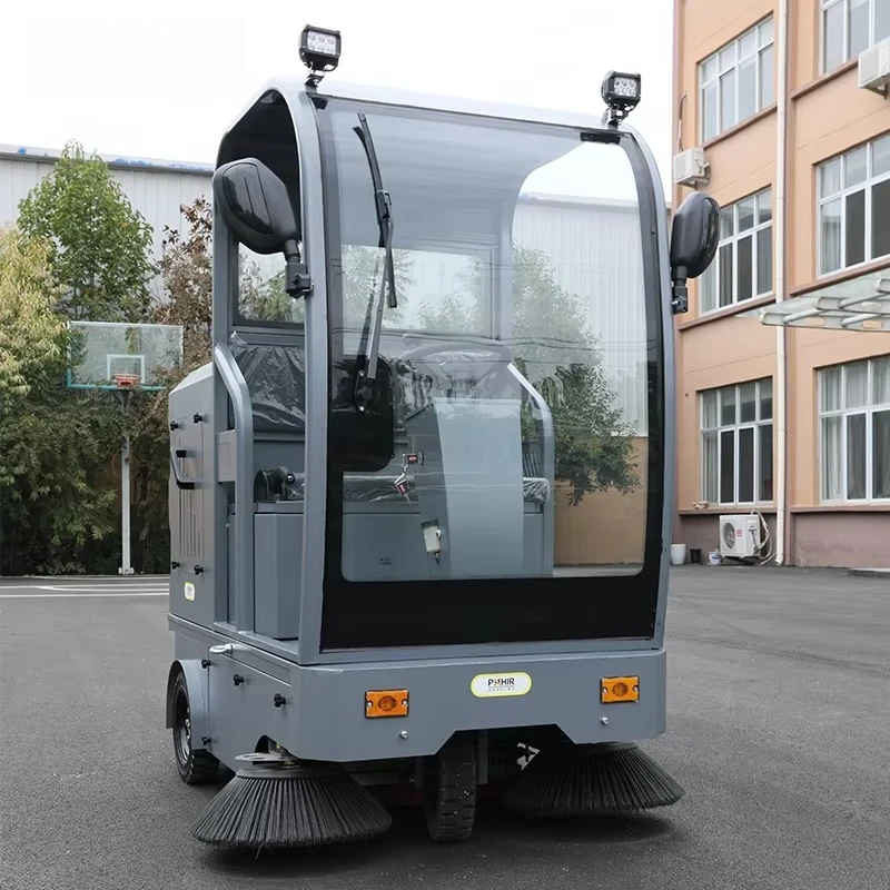 Electric Floor Sweeper Home Use Farm Street Dust Cleaning Equipment Side Brush Factory Driving Road Sweeper With Cover
