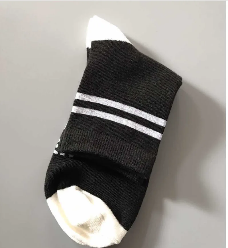 Men's and Women's English Letter Embroidered Cotton Medium Socks Wish