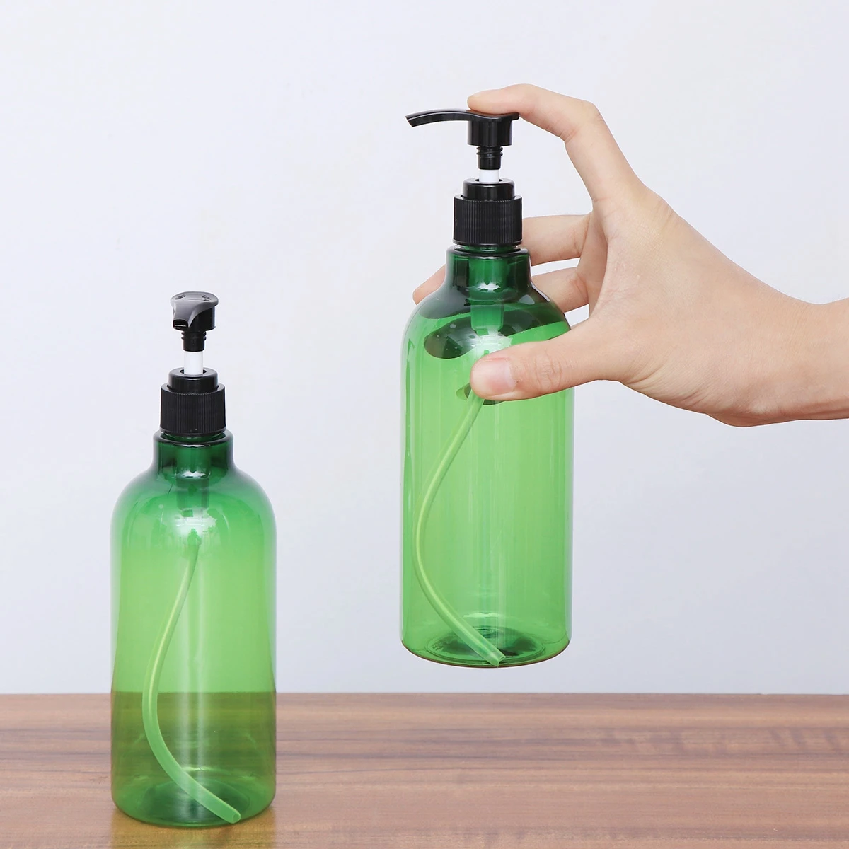 

2pcs 500Ml Pet Pp Shampoo Travel Bottle Refillable Spray Pump Dispenser For Liquid Soap Body Wash Essential Oil Lotion