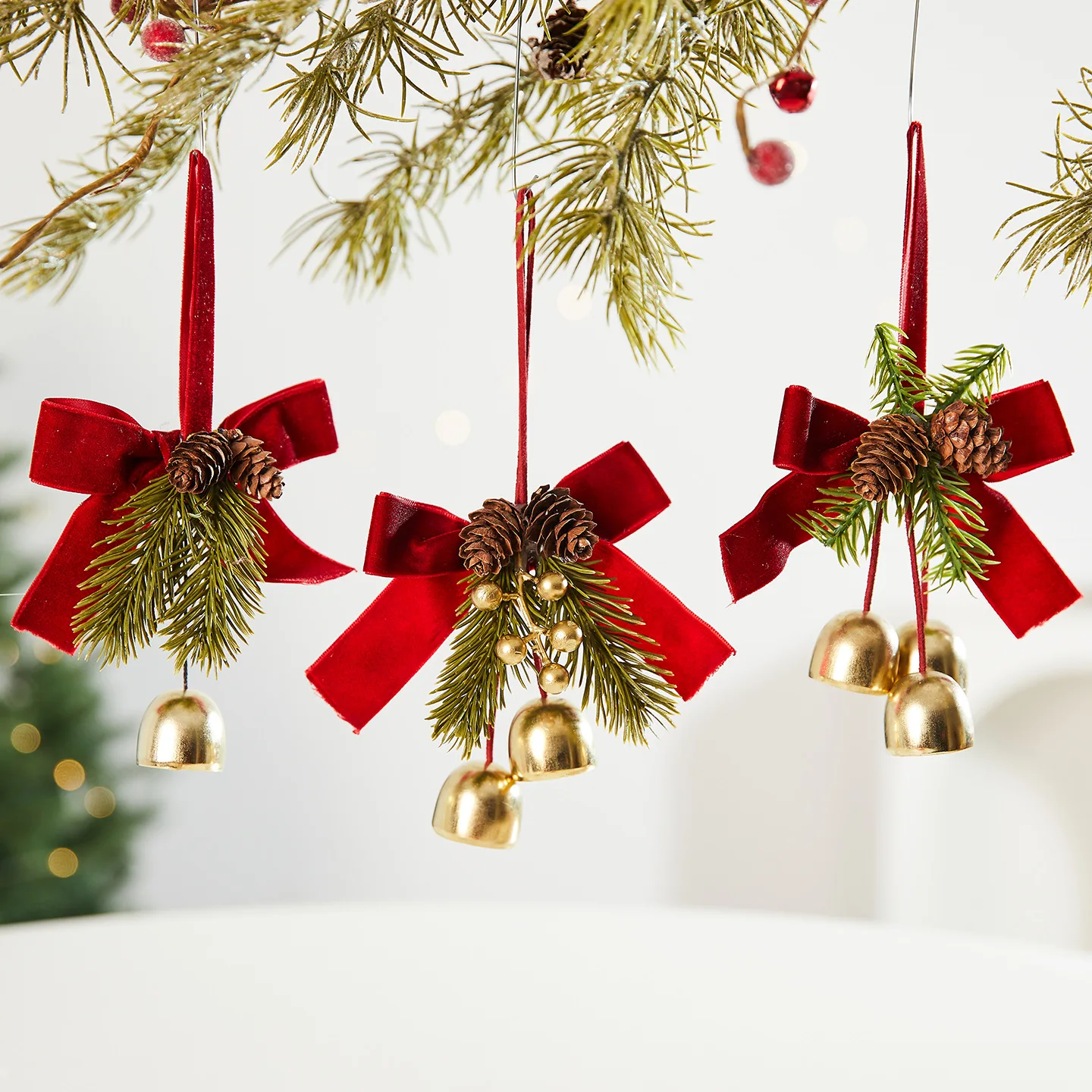 عيد الميلاد جلجل أجراس الباب شماعات القوس الصنوبر مخروط جرس المعلقات لعيد الميلاد الديكور 2026 هدية الكريسماس #1