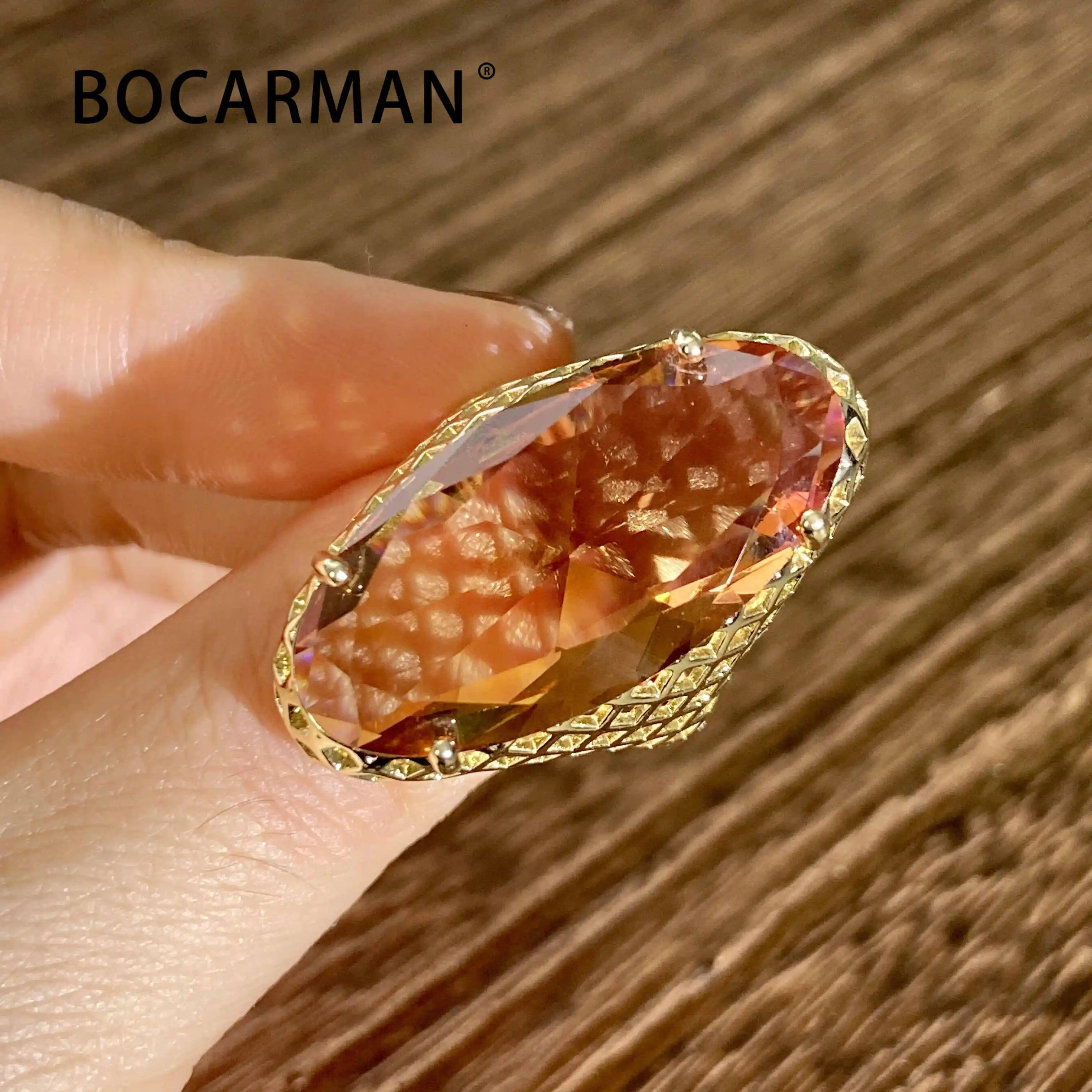 Ovaler, farbwechselnder Zultanit-Ring für Damen, lichtempfindlicher Sultanit-Edelstein, elegantes Statement-Geschenk, klassisches Design. – Detail 12