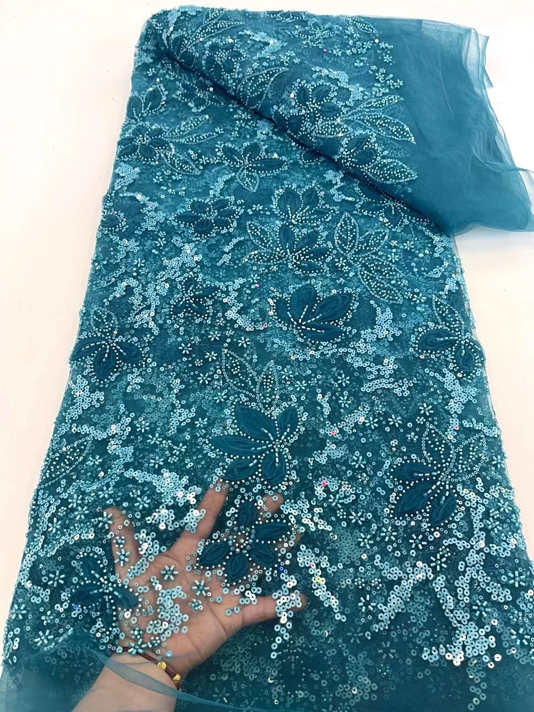 تصميم جديد جودة عالية 2025 الأفريقي النيجيري الترتر تول أقمشة الدانتيل المطرز الدانتيل لفساتين حفلات الزفاف مطرز 5 ياردات