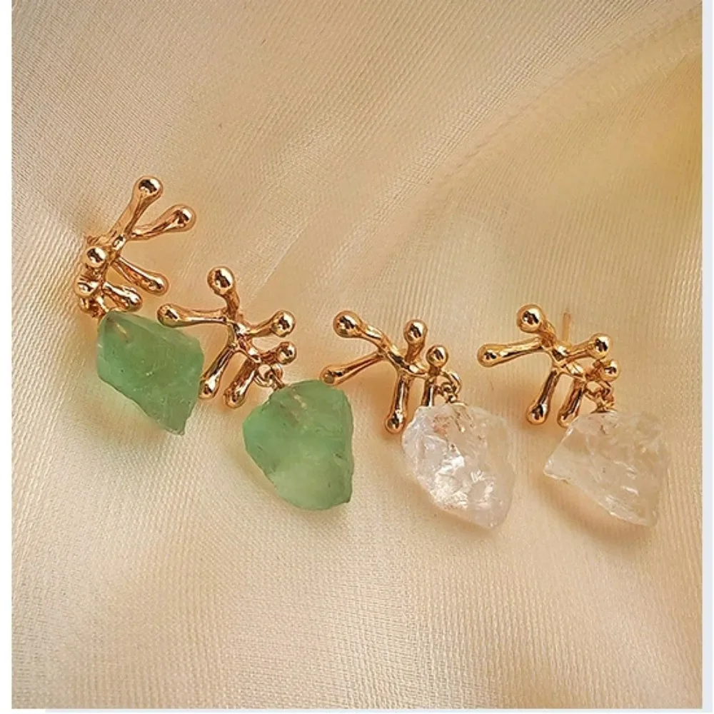 

2025 Autumn Winter Literary Female Raw Natural Stone Niche Temperament Irregular Multi Color Metal Coral Stud Earrings for Women