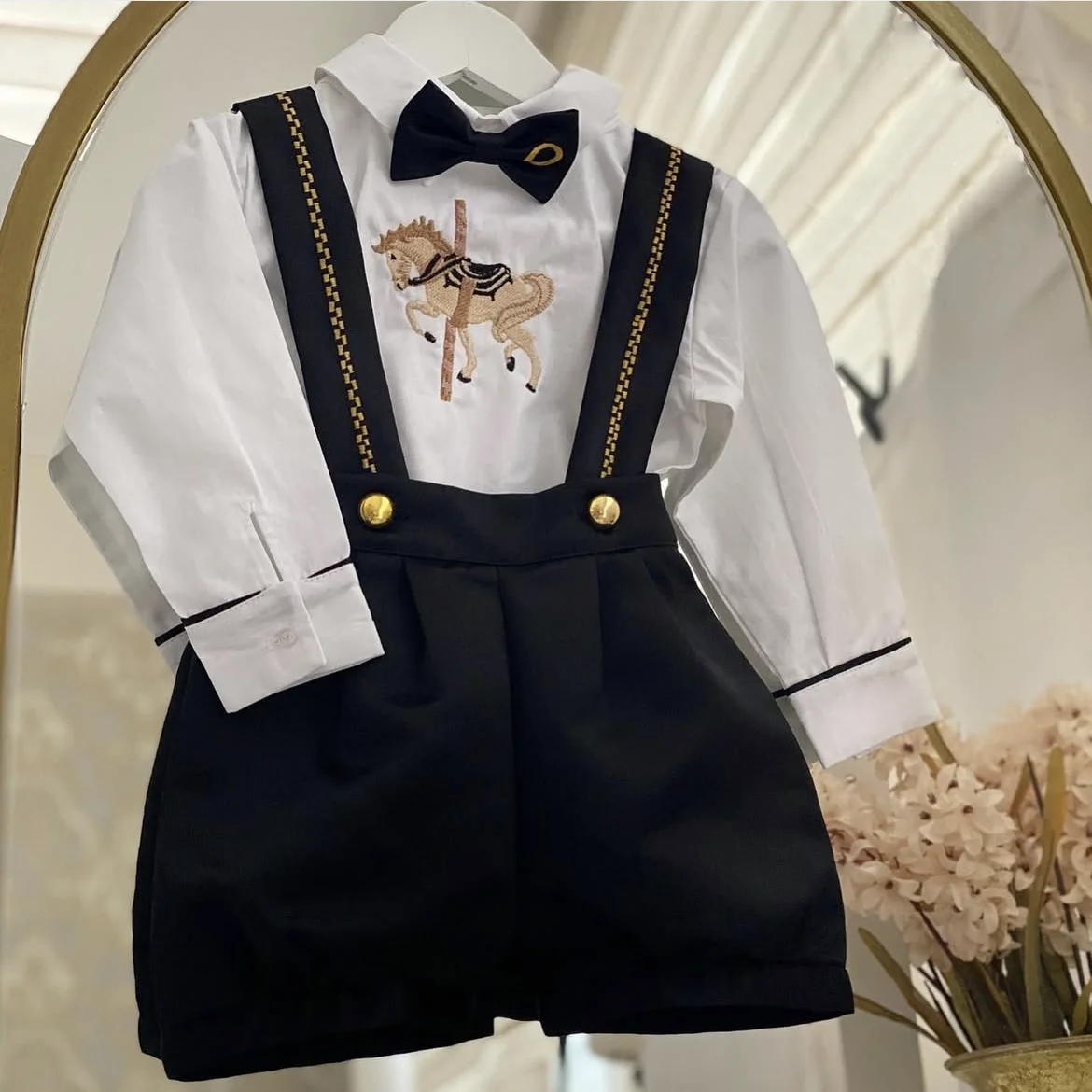 

Baby Boy Set Autumn Winter Horse Embroidery White Skirt Green Shorts Vintage Suit for Party Birthday Photography C159
