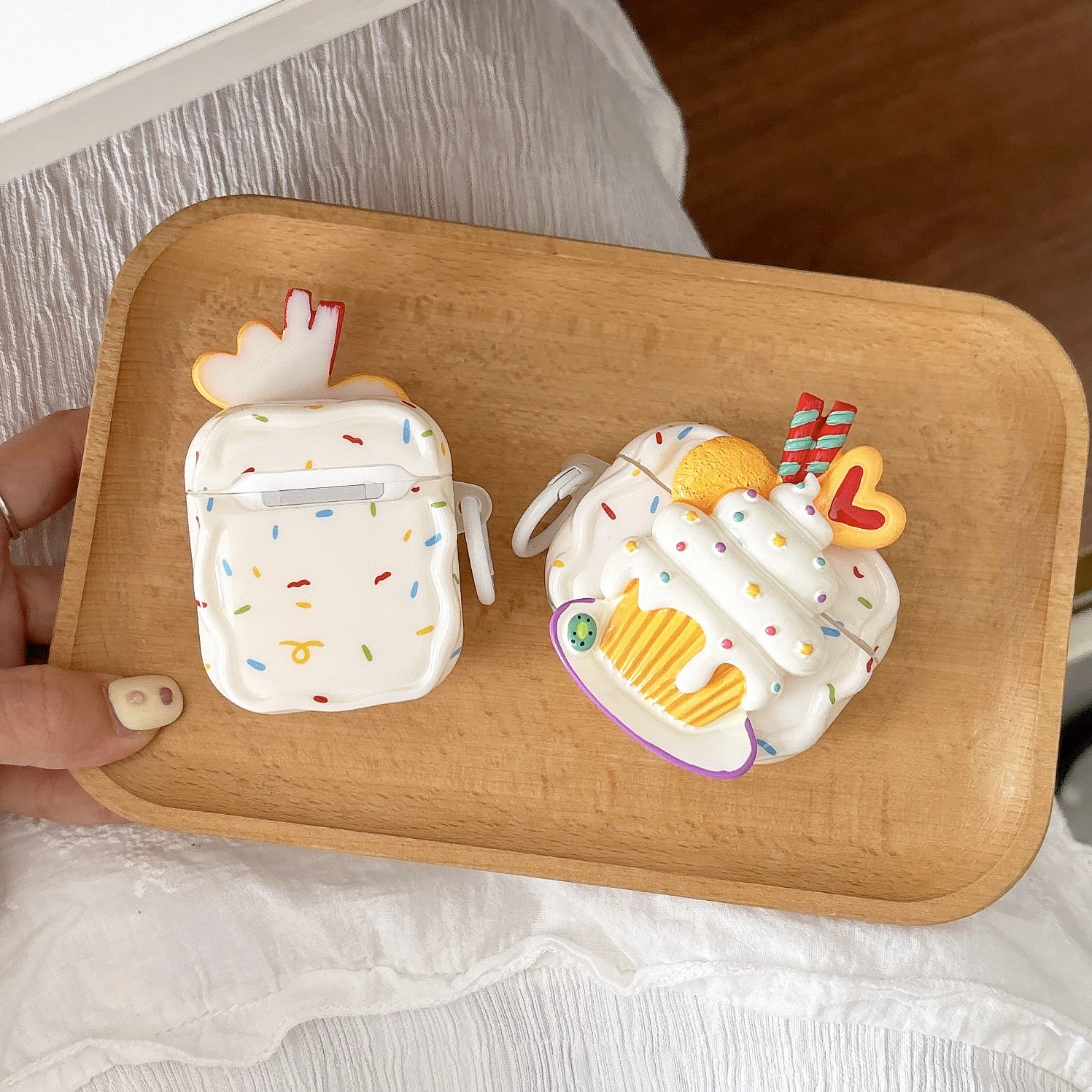 

Cartoon 3D Strawberry Cake Earphone Cover For Apple AirPods 4 2 3 Generation Airpods Pro/Pro2 Wireless Bluetooth Headphone Case