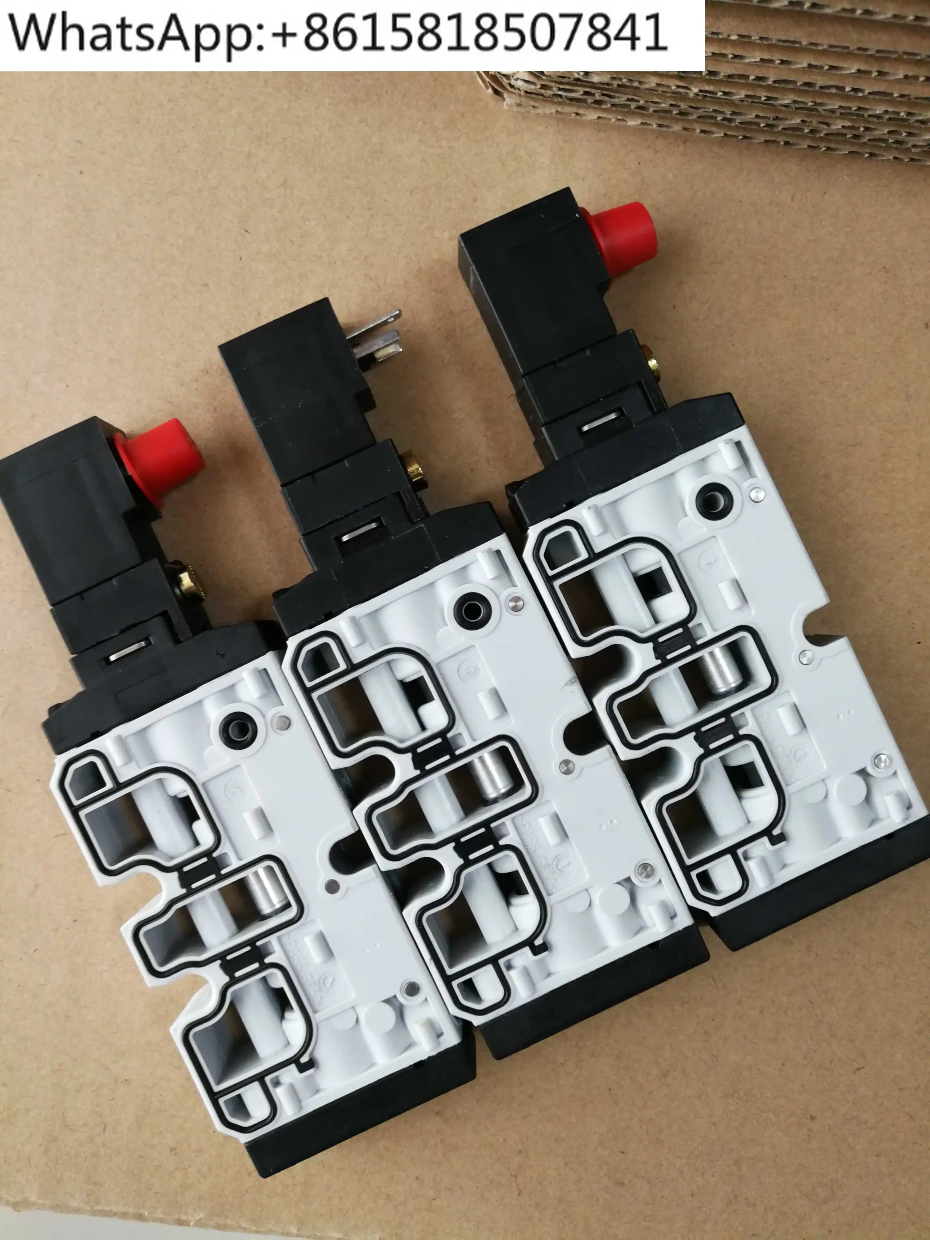 

1PCS Edge banding machine solenoid valve 0820060761, solenoid valve 0820060761