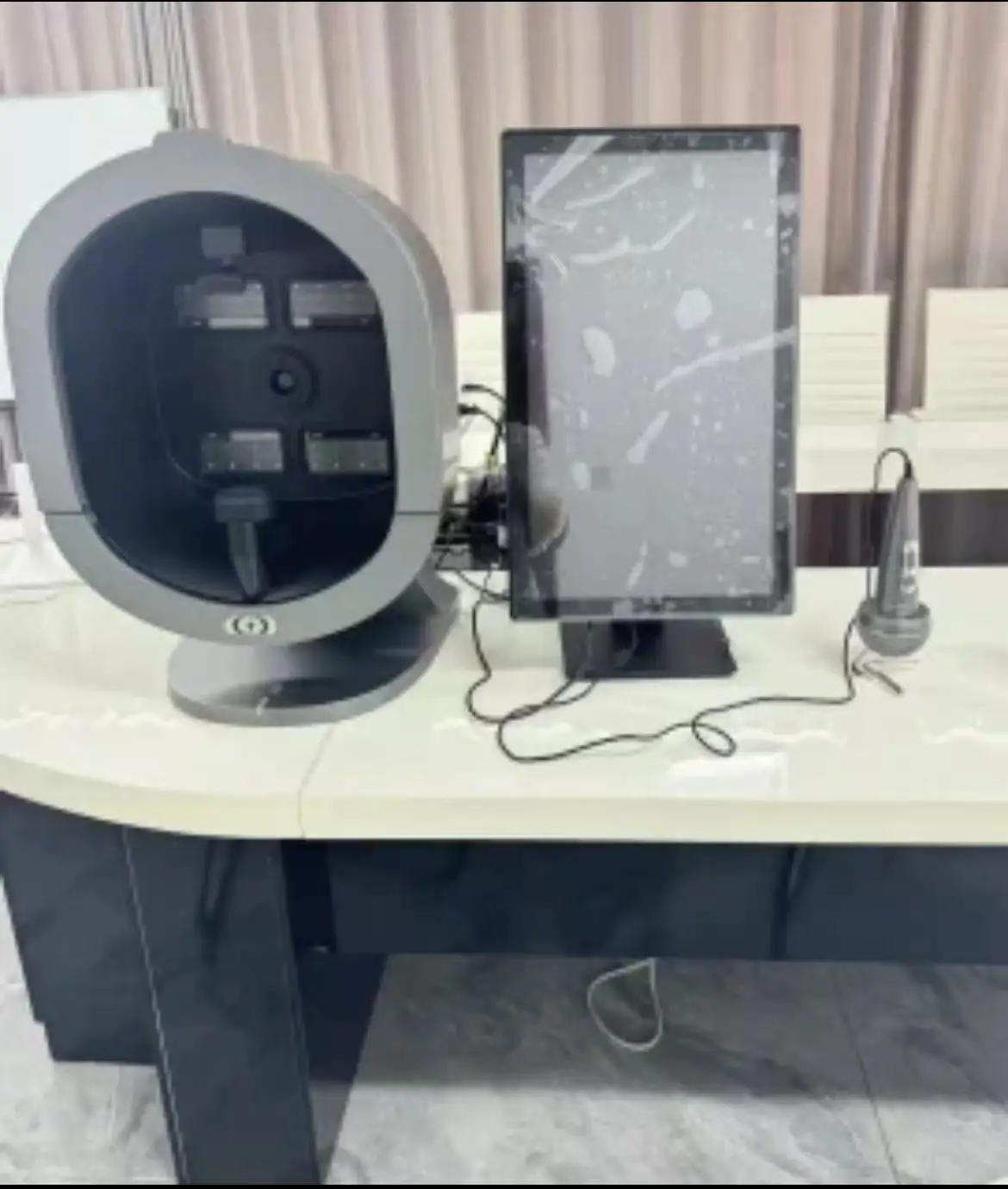 Analyseur de cheveux 3D AI X5 de 21,5 pouces, scanner de détection des follicules pileux multilingue pour salon de coiffure et soins de beauté