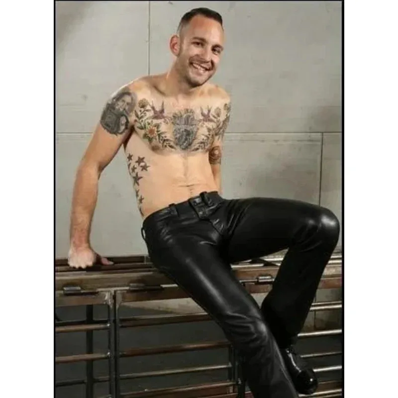 2025 Nueva ropa delgada elástica PU flaco aspecto húmedo medias pantalones hombres PU cuero largo p eqs9X