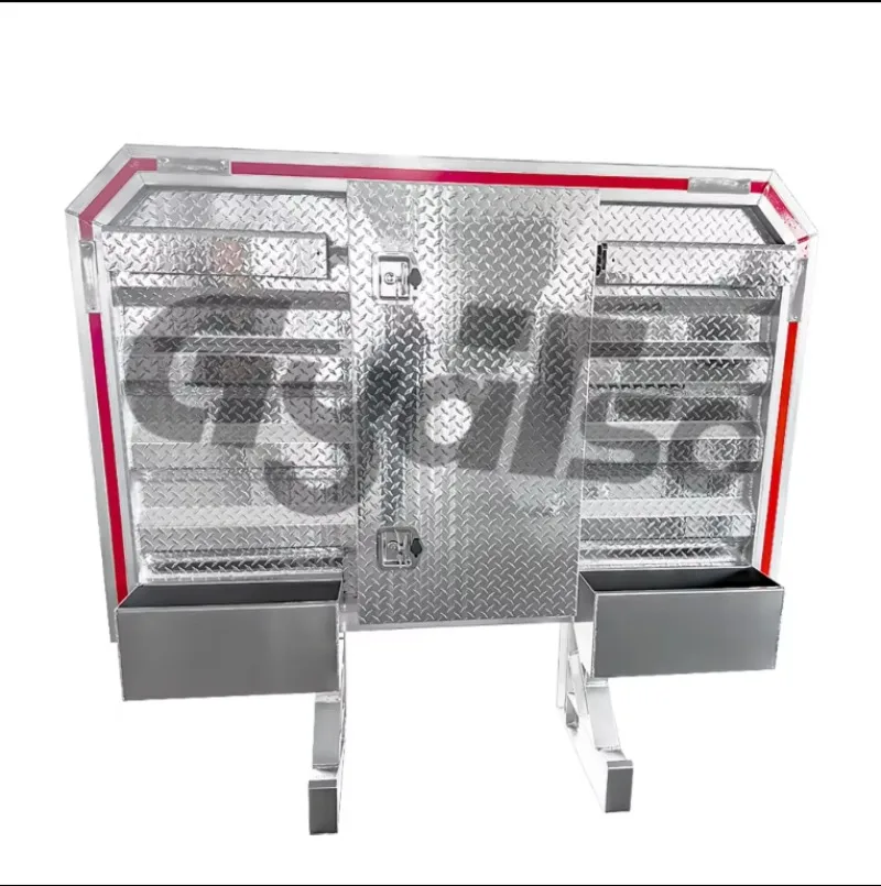 

Factory 68'' X 80'' Aluminum Truck Headache Rack With a Door in the Middle Chain Hanger and Full Tray and