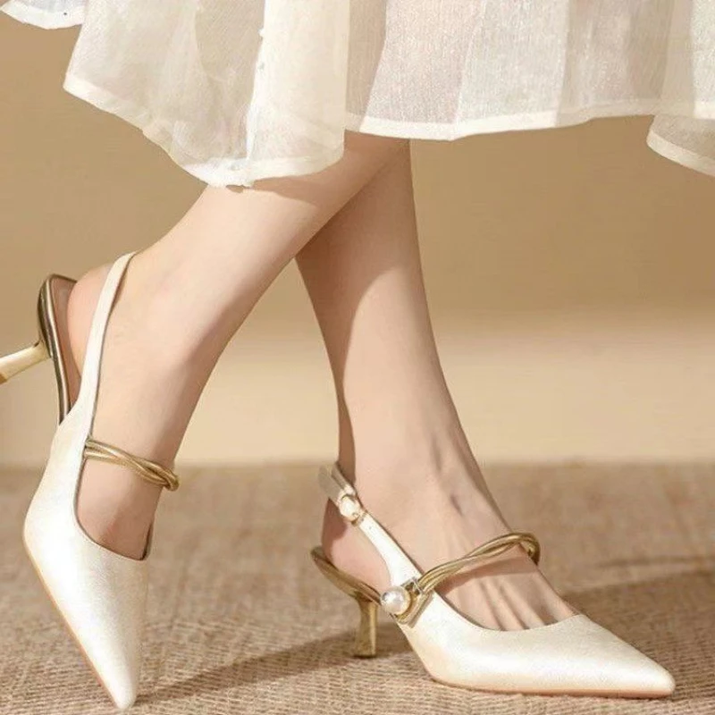 New Style Pointed Toe Shallow Mouth Pearl Decorated Elegant Sandals Banquet Party Wedding High Heels Shoes for Women