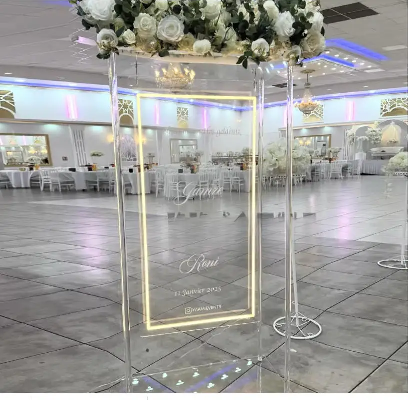 

Professional acrylic wedding welcome sign rack with led light new product