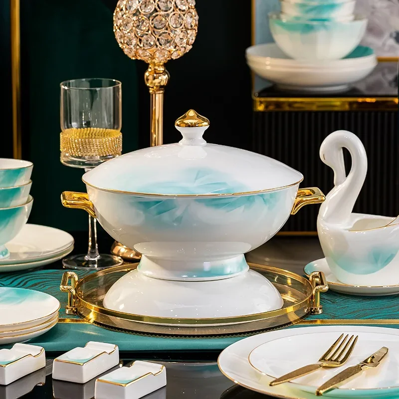 Jingdezhen Bone Porcelain หรูหราชุดอาหารเย็นชามจานครัวเรือนยุโรปสไตล์เซรามิคชุดอาหารค่ํา 72 ชิ้น