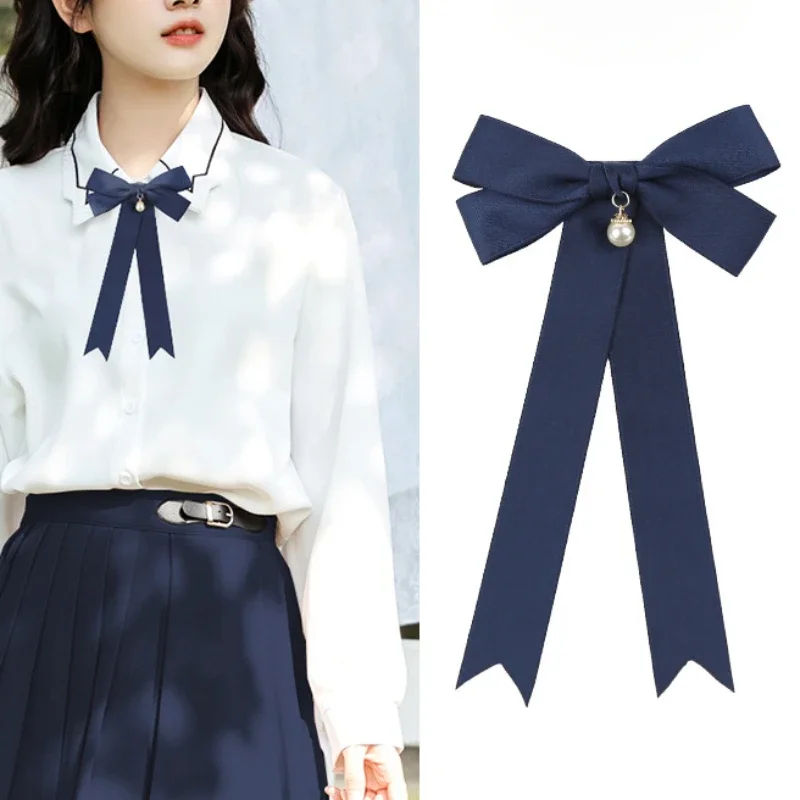 

Korean Ribbon Women's Black Bow Brooch for Girls Streamer Simple Temperament Shirt Skirt Academic Accessories Pins for Backpacks
