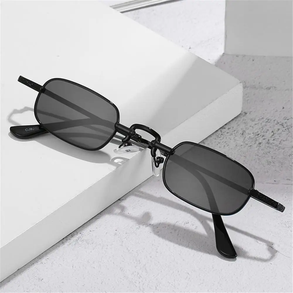 Small Rectangle Sunglasses for Women Men Retro Metal Frame Punk Sun Glasses Vintage Travel Shades UV400 Protection Eyewear