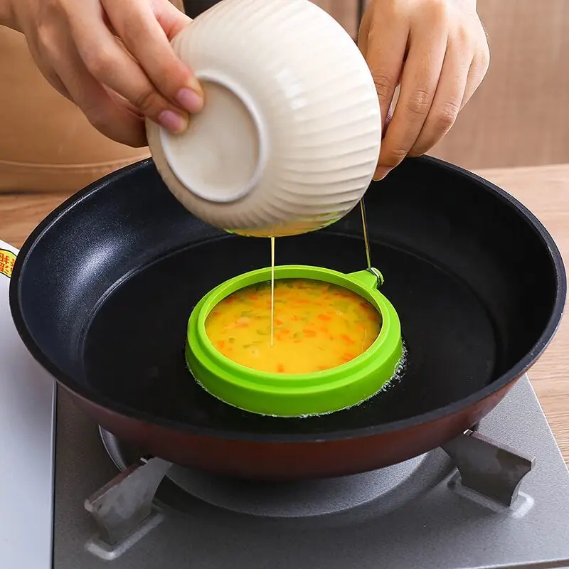 Circular silicone frying pan with stainless steel handle, silicone frying pancake mold, poached egg mold, kitchen small tool