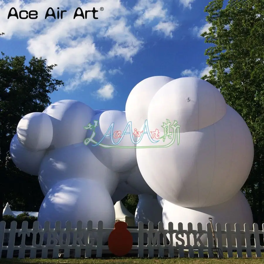 Door to Door Giant Inflatable Cloud Model With Colorful Lights For Party/Performance Stage Decoration