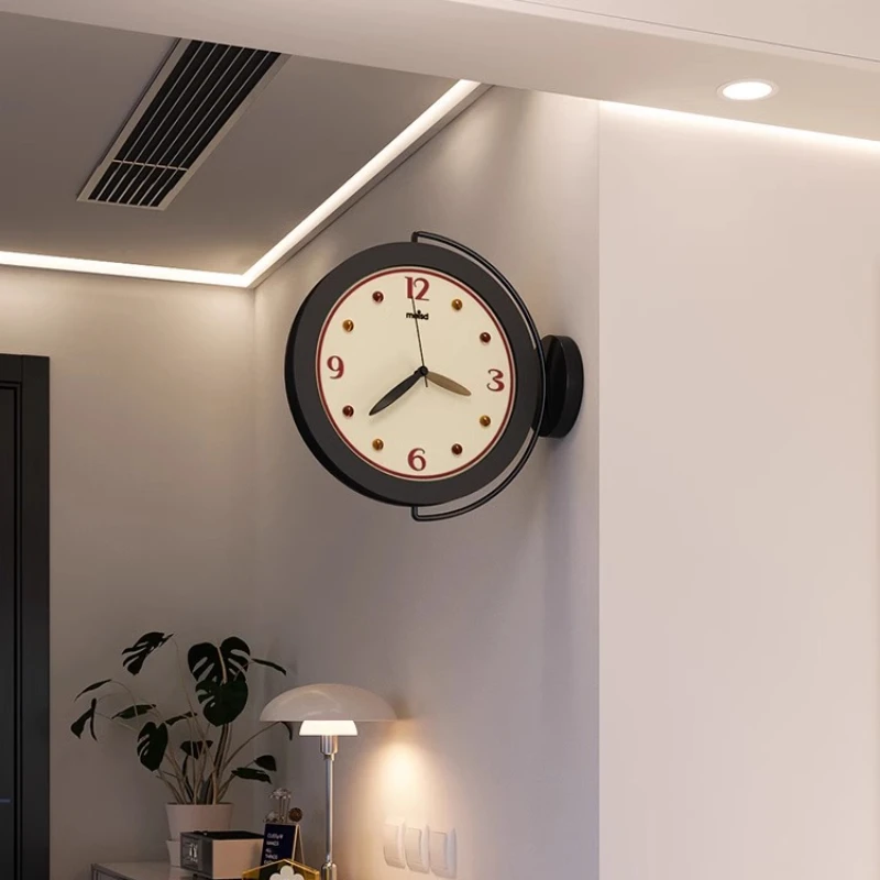 Orologio da parete dal design di alta qualità Orologio da parete per la casa retrò nordico silenzioso unico Soggiorno Horloge Murale Accessori per la decorazione della casa