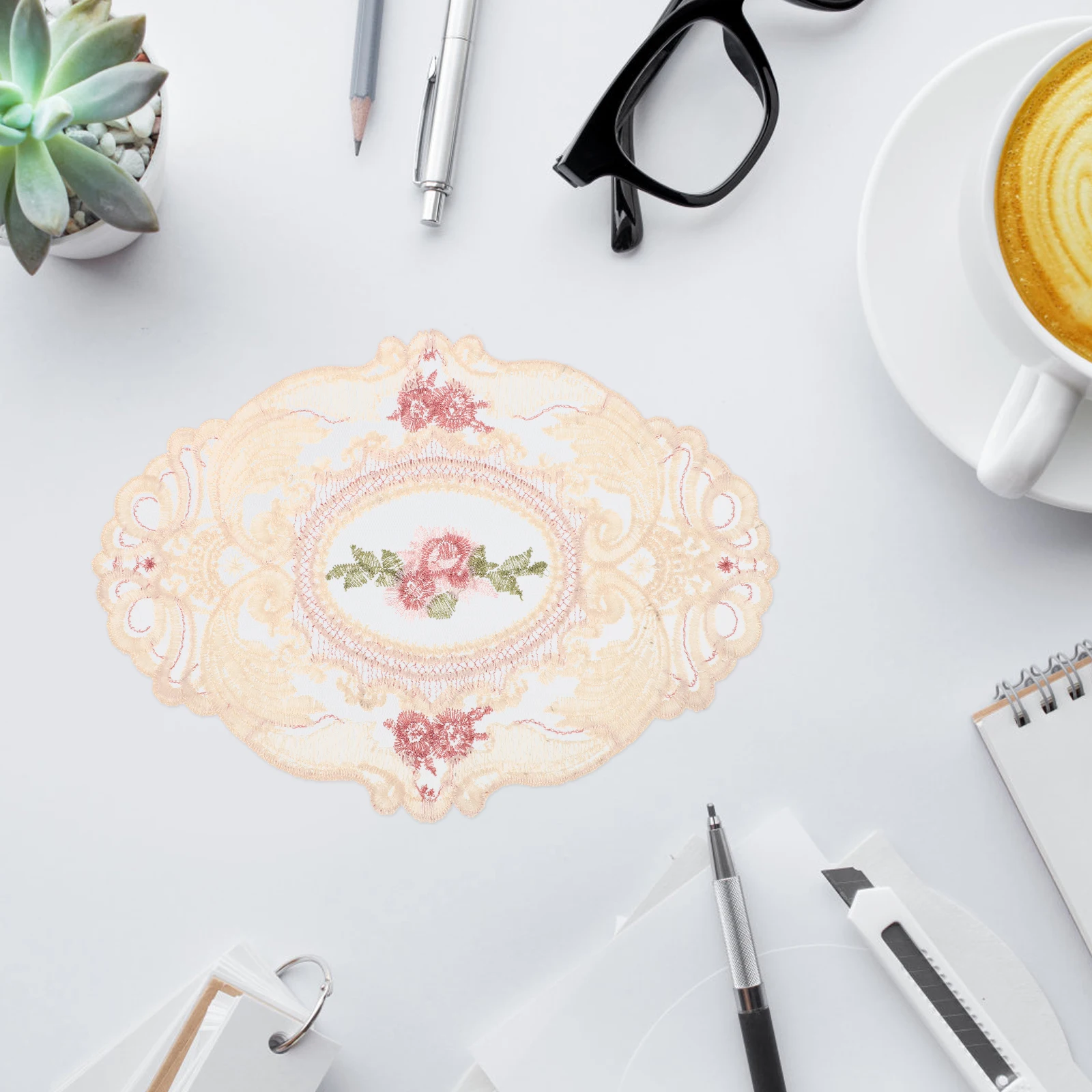 

2pcs Lace Place Doily Embroidered Mat Retro Flower Placemats Oval Decorative Mats Dining Coasters Vintage Lace Tableware Boho