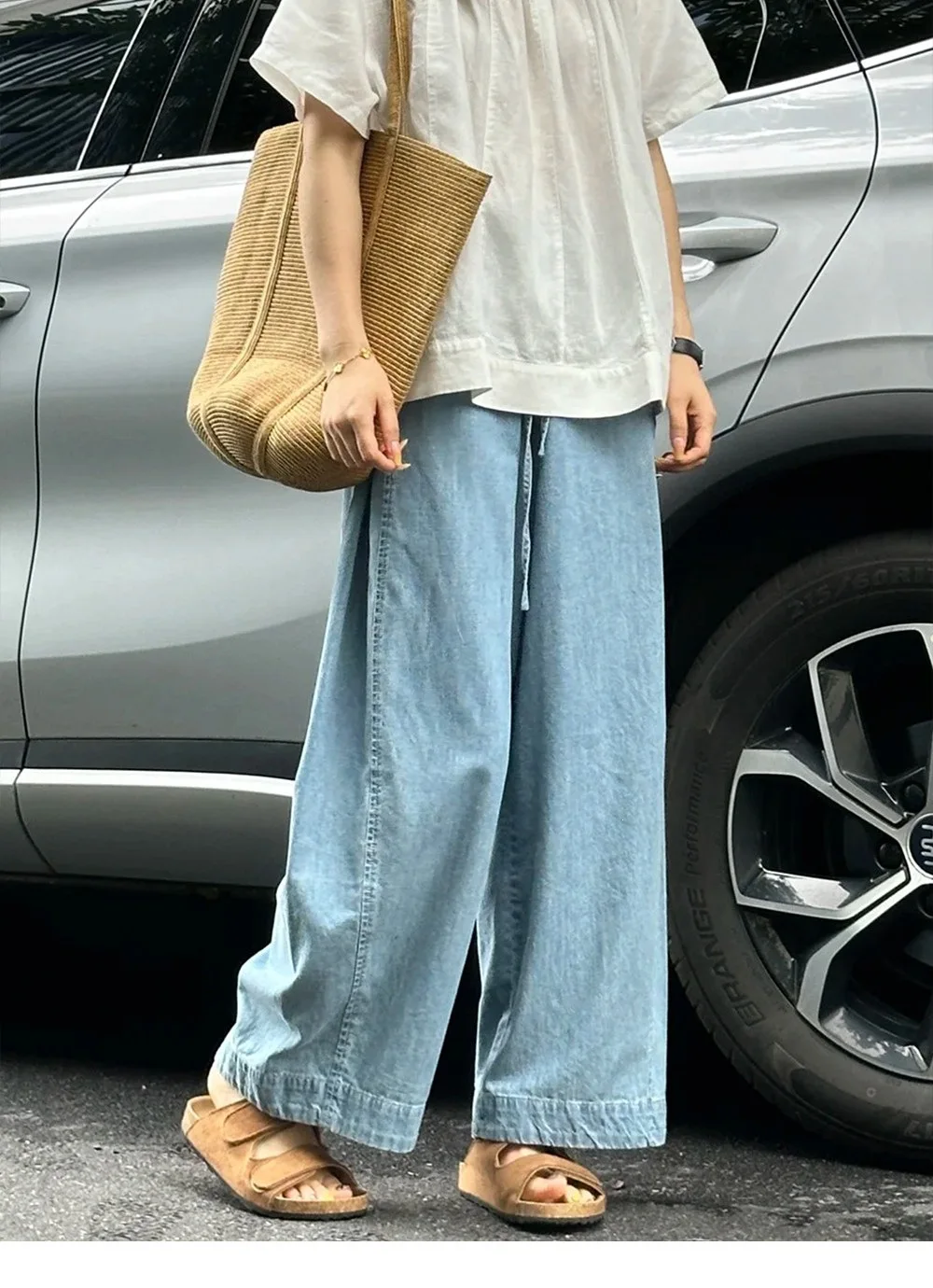 Light Wash Denim Elastic Drawstring Wide Leg Ankle Pants Women Loose Casual Baggy Jeans with Side Pockets