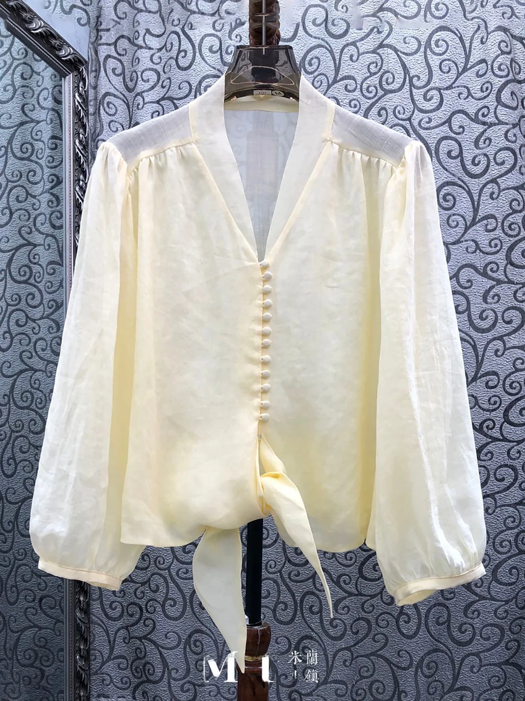 

Milan Small Town Commute Top Waist Cinched Bubble Sleeve V Neck Tie Dotted Lace Shirt Women's Premium Fashion Summer 2026