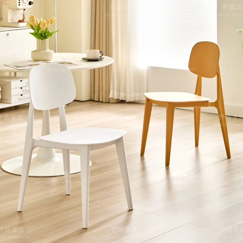 

Скандинавский простой бытовой стул со спинкой макарон, пластиковый стул, настольный светильник, роскошный обеденный стол, обеденный стул, удобный утолщенный стул c