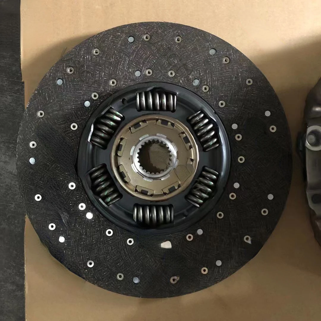 Suitable for Mercedes Benz truck clutch pressure plate steel plate 4141 3341 Mercedes Benz pump truck mixer truck clutch three