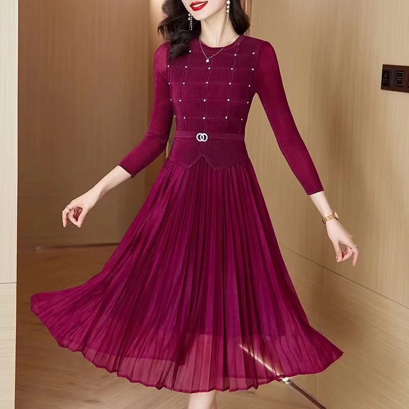 Sanzhai Pleated Dress 2024 Spring New O-Neck Heavy Industry Nail Diamonds Elegance Slimming Waist Length Knee Length Dress