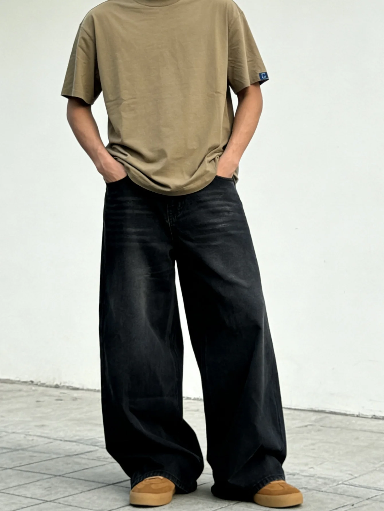 

Men's loose straight jeans, fashion party American style, suitable for everyday wear in all seasons