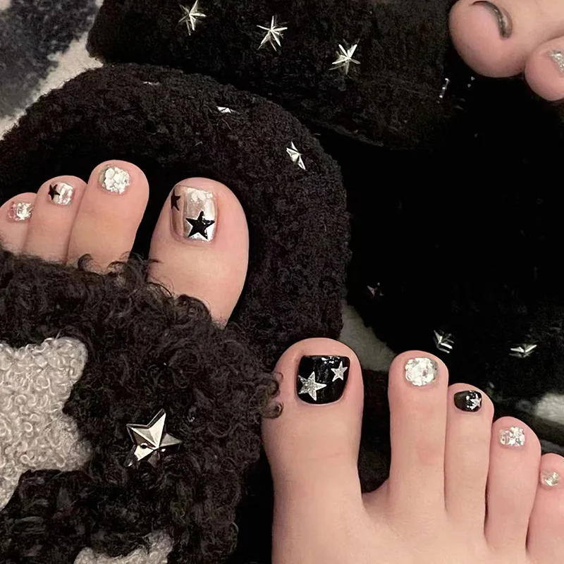 

24pcs Glitter Star Toenails Sets Spicy Girls Black Short Square Press on Fake Toenails Woman Acrylic Foot Decor False Nail Tips