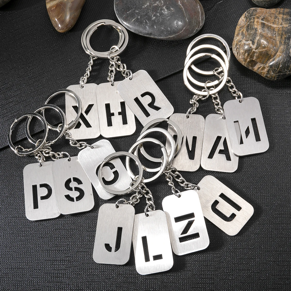 Shuangshuo Capital English Letters Key Chain Square Alphabet 26 Letters Initial Keyring Stainless Steel Jewelry Birthday Gift