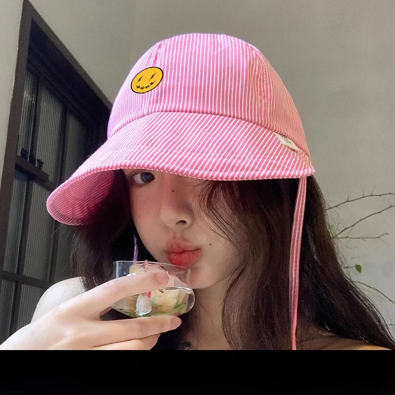 女性用つば広フィッシングキャップ日よけ帽子小顔効果サマートラベルカジュアルスタイルラウンドトップキャップティーンエイジャーと若い大人向け