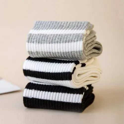 Women's Socks & Hosiery