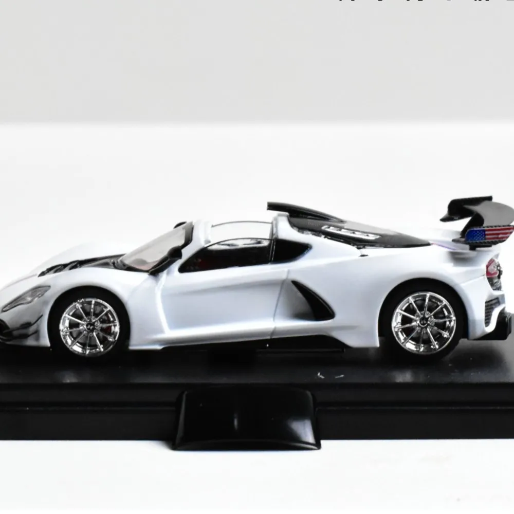 

RM 1:64 Коллекция литья под давлением модели автомобиля для взрослых Hobby Venom F5
