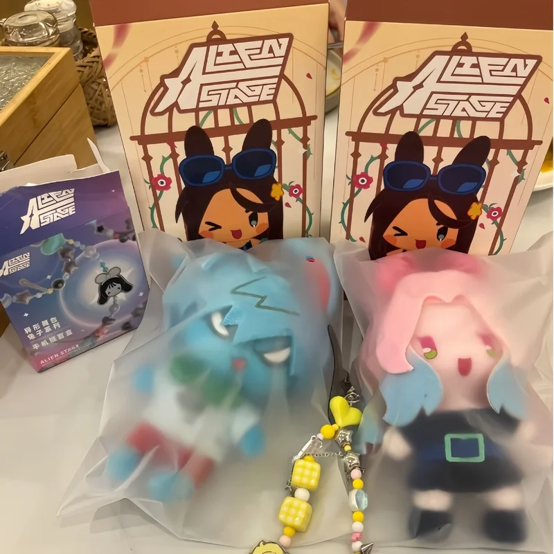 New Original Man Yu Fan Alien Stage Rabbit Series Vinyl Figure Blind Box Bag Trendy Pendant Collectible Ornament Toys Gifts view 5