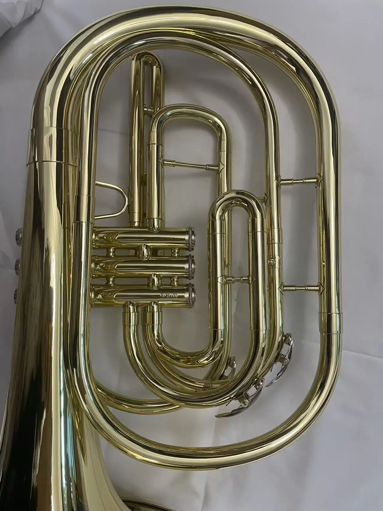 Yellow Brass Musical Instruments High Quality Marching French Horn for Music Band