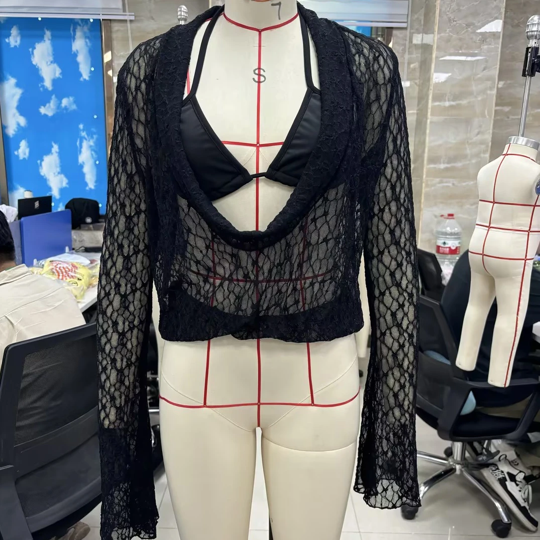 

2025 Женские кружевные топы с глубоким V-образным вырезом и бюстгальтером из 2 предметов, прозрачные топы с длинными расклешенными рукавами и низким вырезом наряд с бюстгальтером