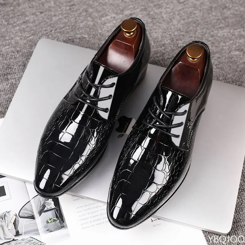 Men's luxury patent leather shoes pointed toe Dress shoes Newest oxford wedding shoes Trend plus size Male footwear Zapatos