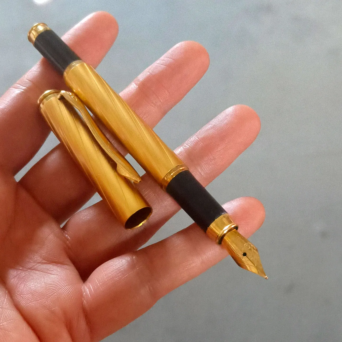 

Vintage HERO GUAN LE MING Fountain Pens Classic Nostalgic 1990s Stock Rare Collectible Writing Instruments