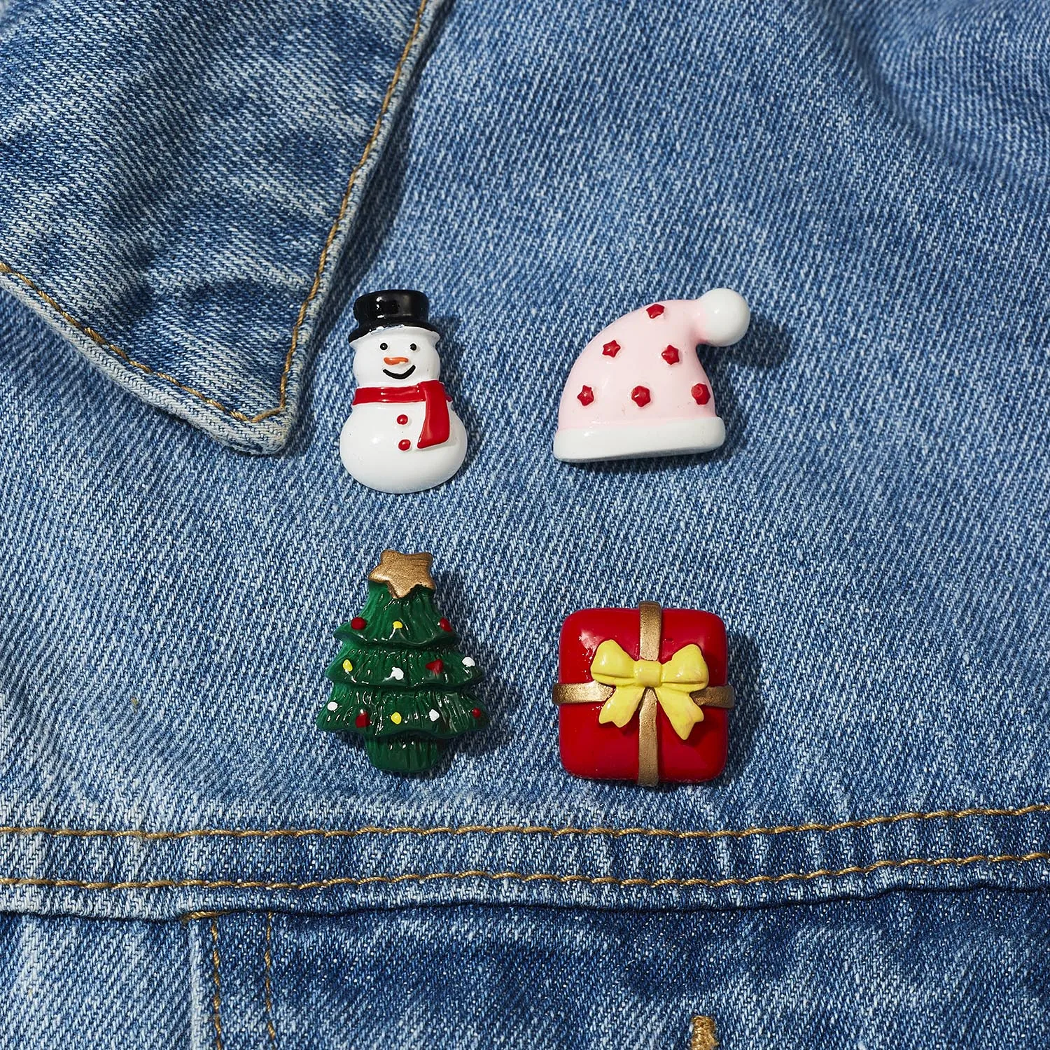 Fashion Cartoon Christmas Brooch Set Snowman Santa Claus Elk Tree Acrylic Brooch Small Badge Christmas Gift for Women Kids